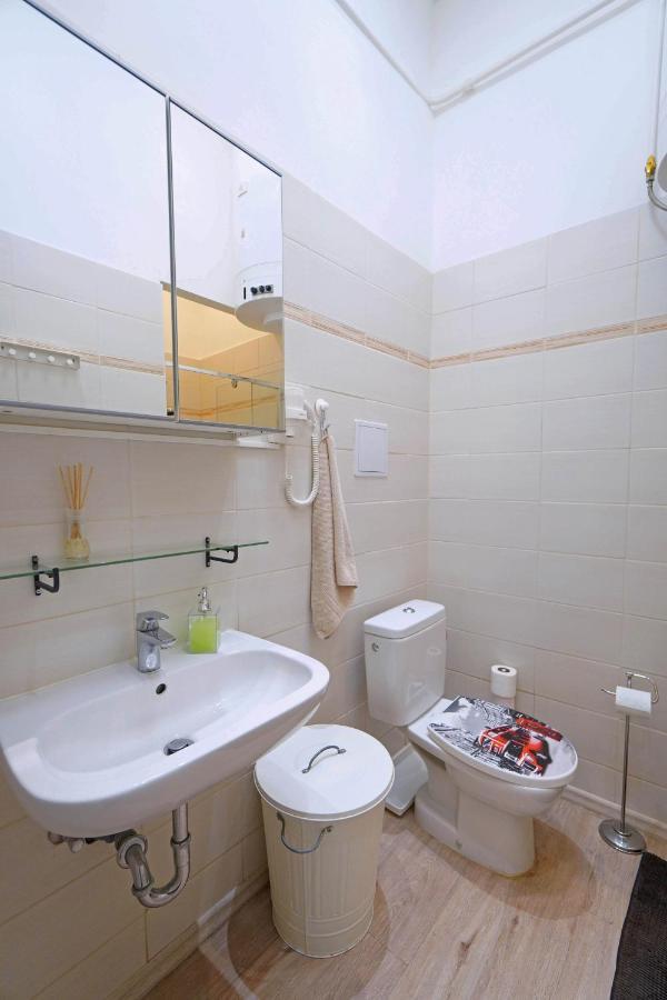 V27 Vadasz Apartment 부다페스트 외부 사진