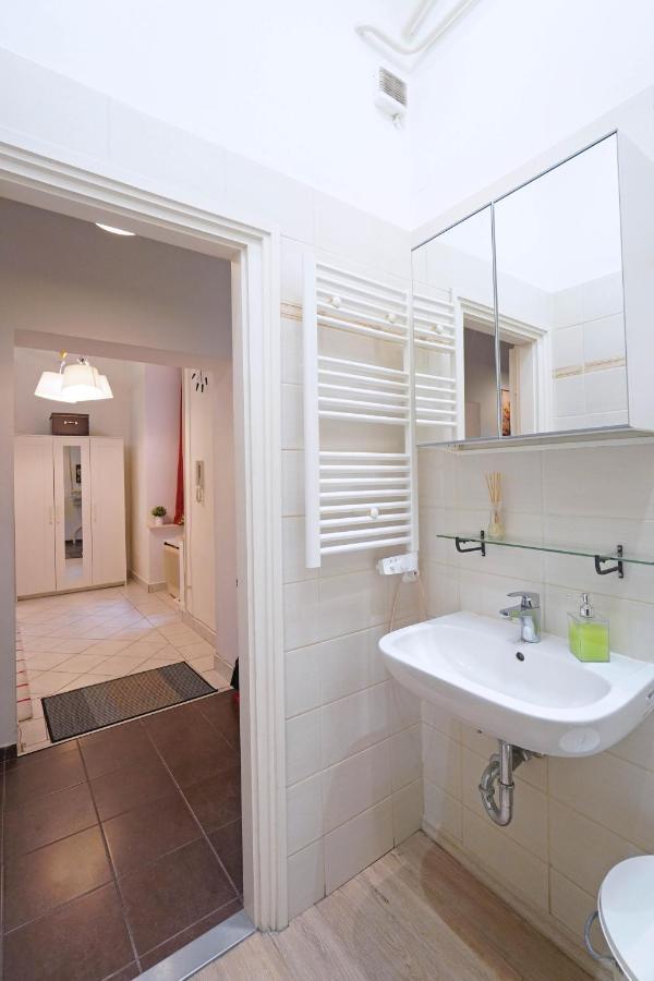 V27 Vadasz Apartment 부다페스트 외부 사진